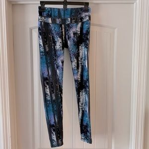 Lucy Studio Hatha Yoga/Athletic Leggings Small